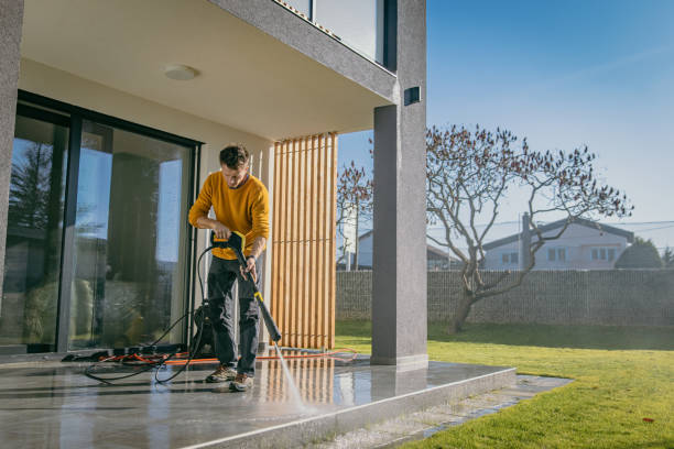 Best Pool Deck Cleaning  in Spotswood, NJ